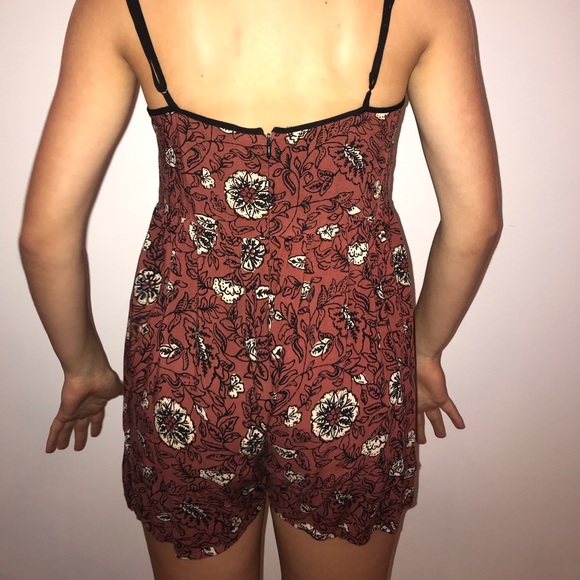 Patterned romper - Picture 2 of 2